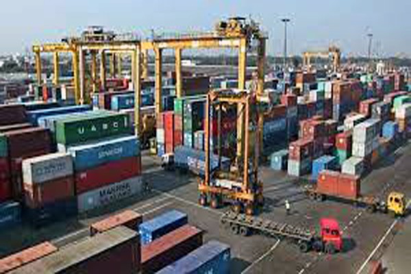 বন্দরের পণ্যবাহী গাড়ি থেকে টোল আদায় করতে চায় চসিক