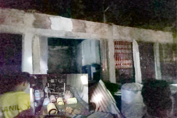 বাঁশখালীতে অগ্নিকাণ্ডে ৭ দোকান পুড়ে ছাই, আহত -৩